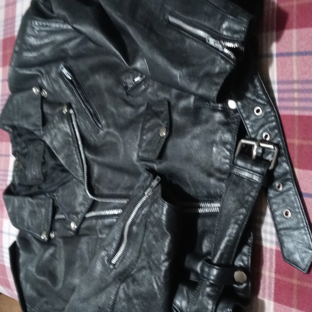 Small biker jacket - Picture 4 of 4
